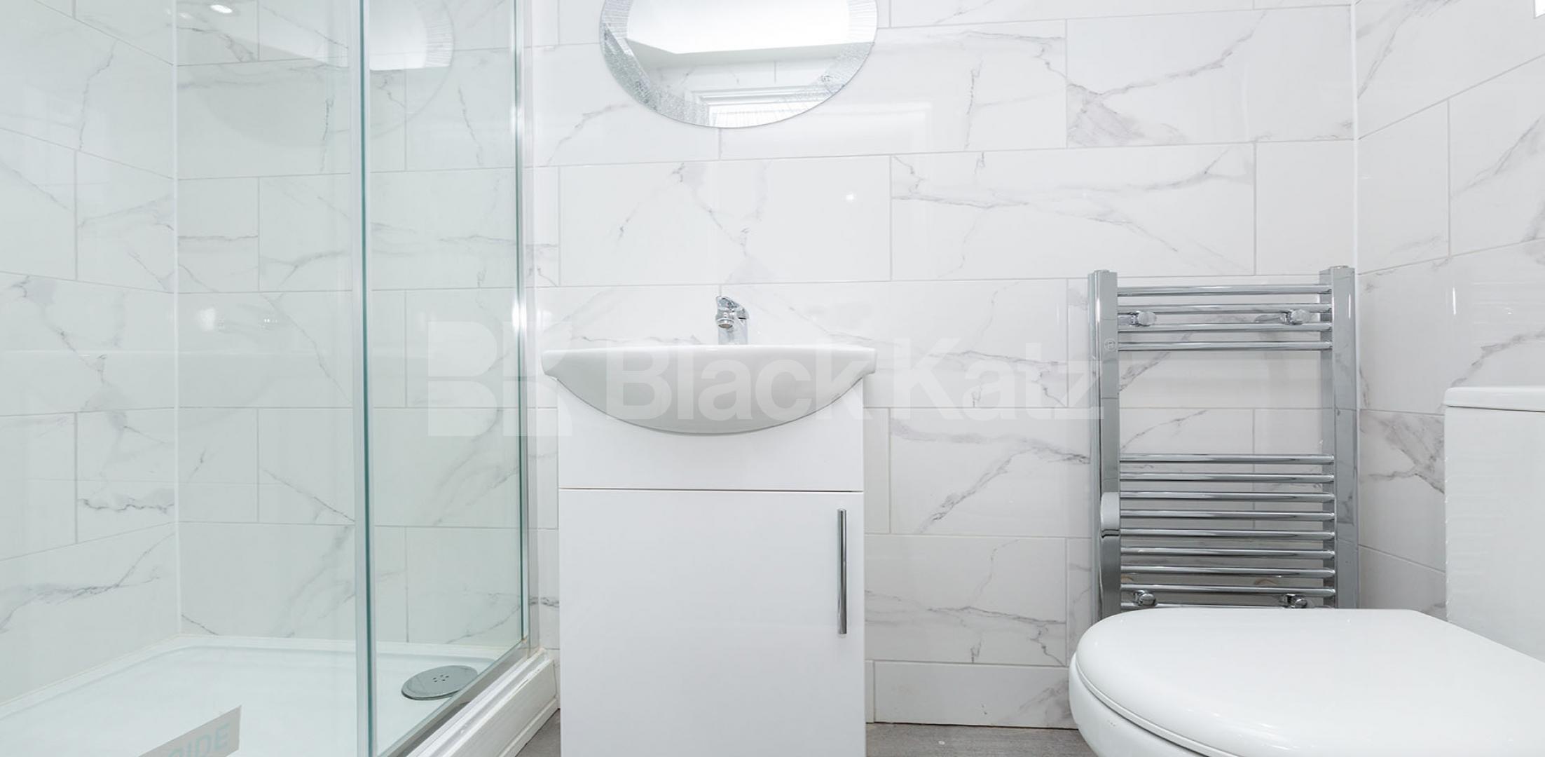 			3 Bedroom, 2 bath, 1 reception Apartment			 Portland Gardens, Harringey N4